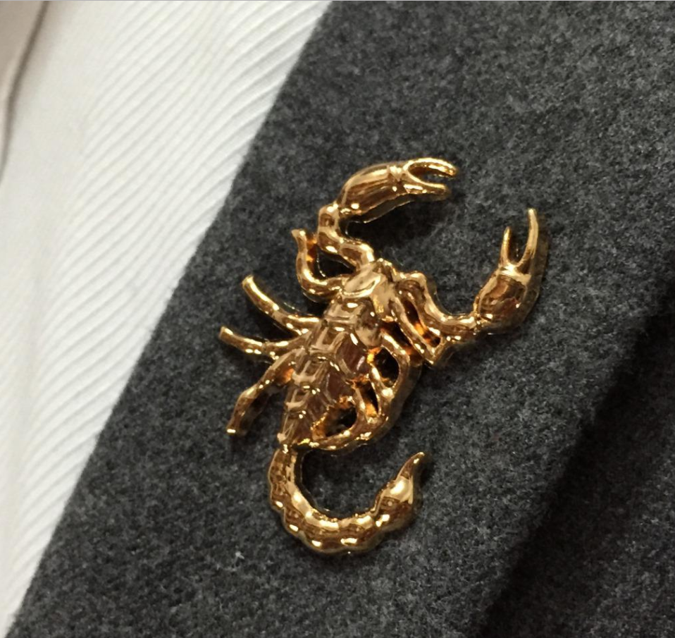 Pin Scorpio - Gold